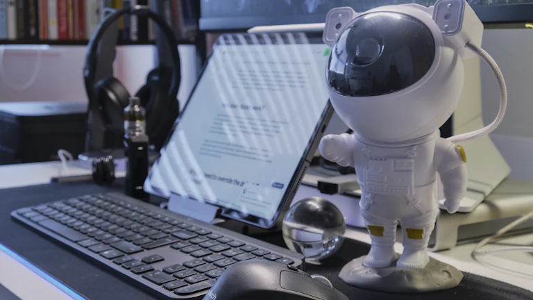 AI 로봇이 영상을 창작하는 모습