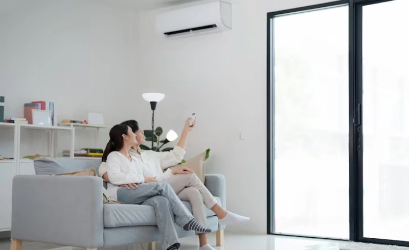 여름철 냉방 가전 제품의 모습