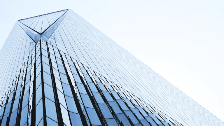 빌딩에서 발생하는 임대 수익을 나타내는 이미지