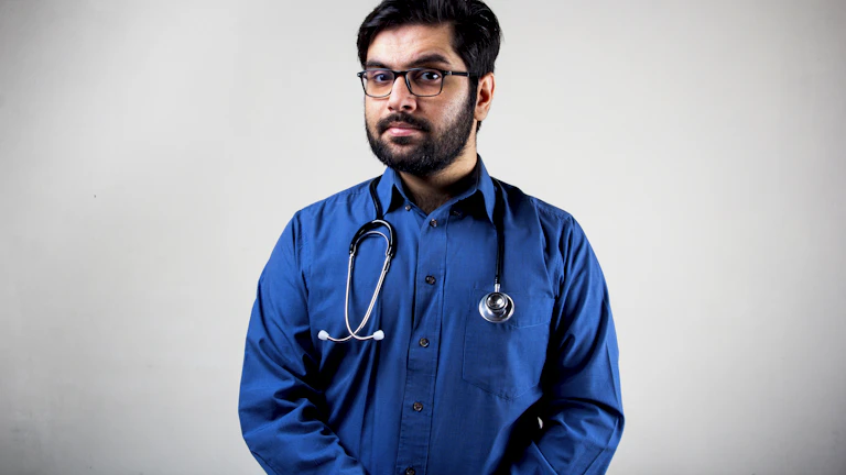 patient-consultation - 의사와 환자가 상담하고 있는 모습